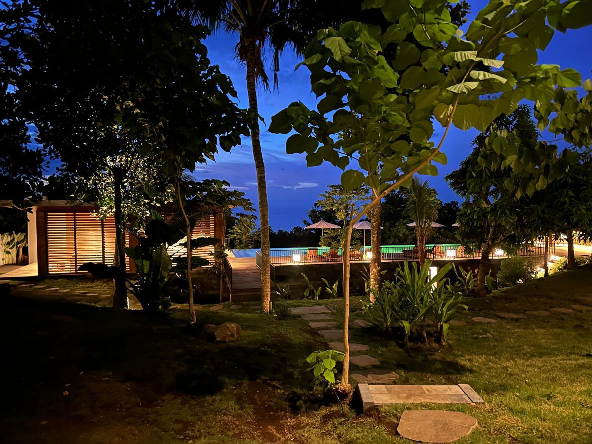 Sanglung Villas & Suites Kubutambahan  Екстер'єр фото