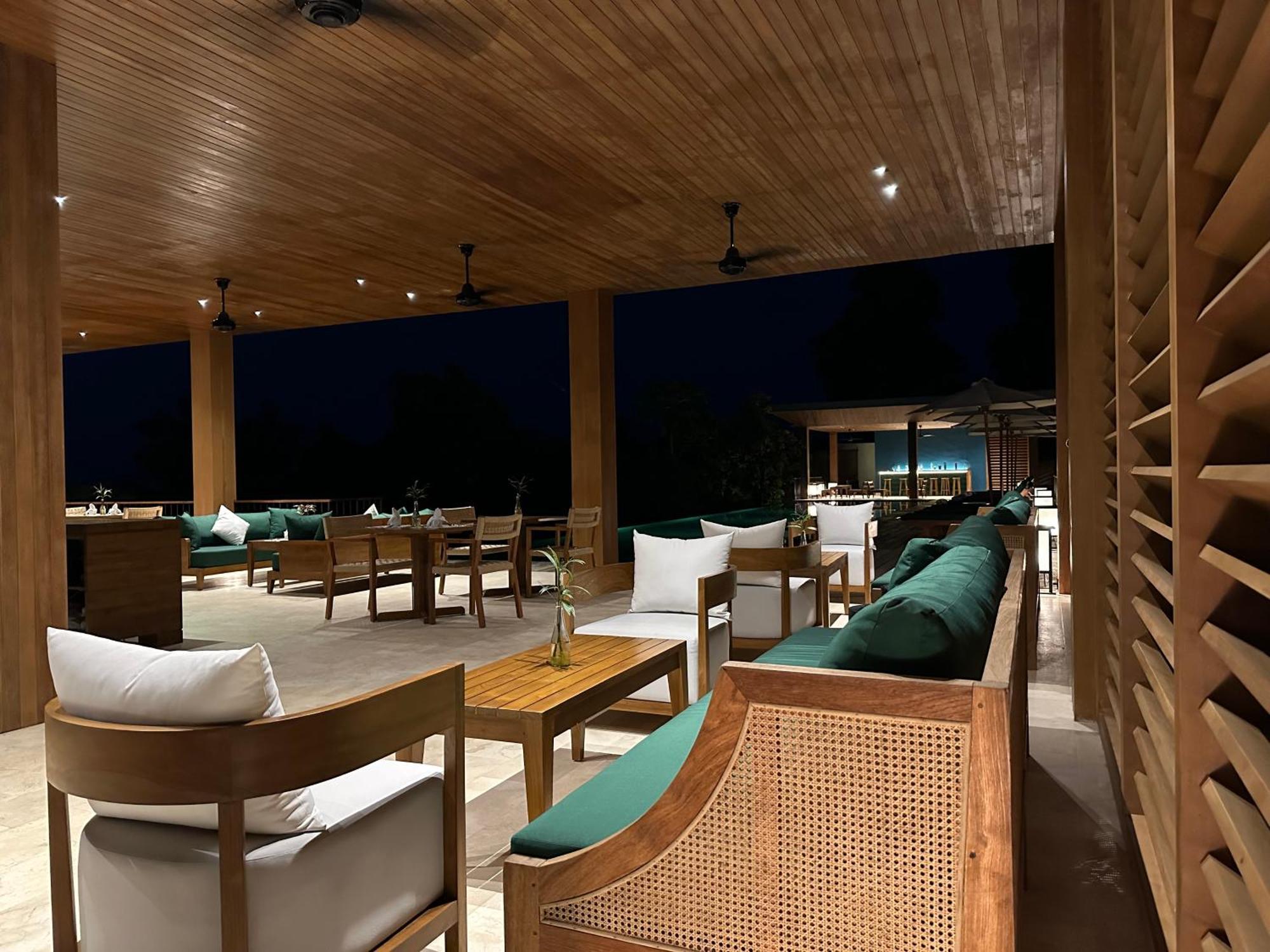 Sanglung Villas & Suites Kubutambahan  Екстер'єр фото