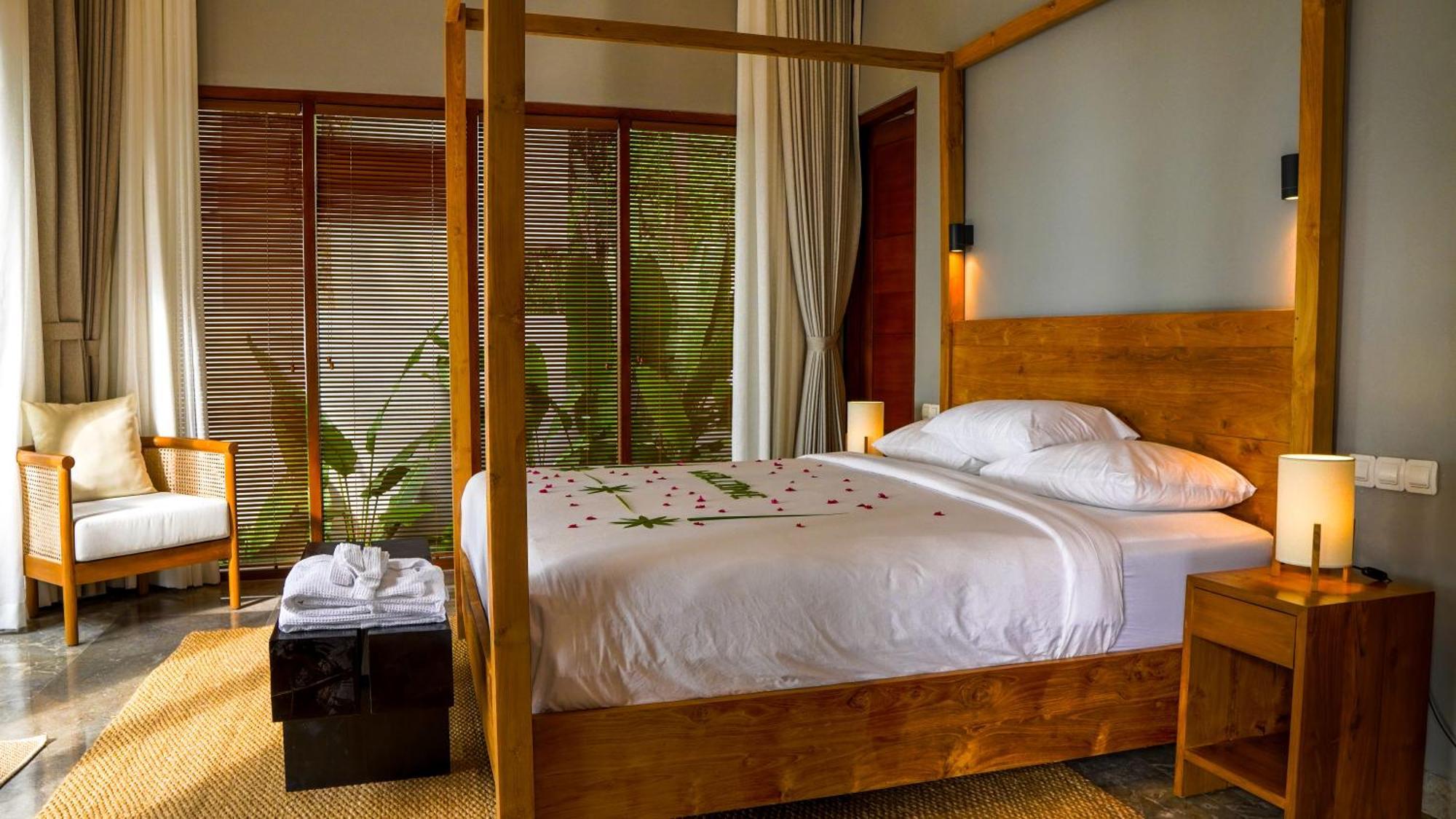 Sanglung Villas & Suites Kubutambahan  Номер фото