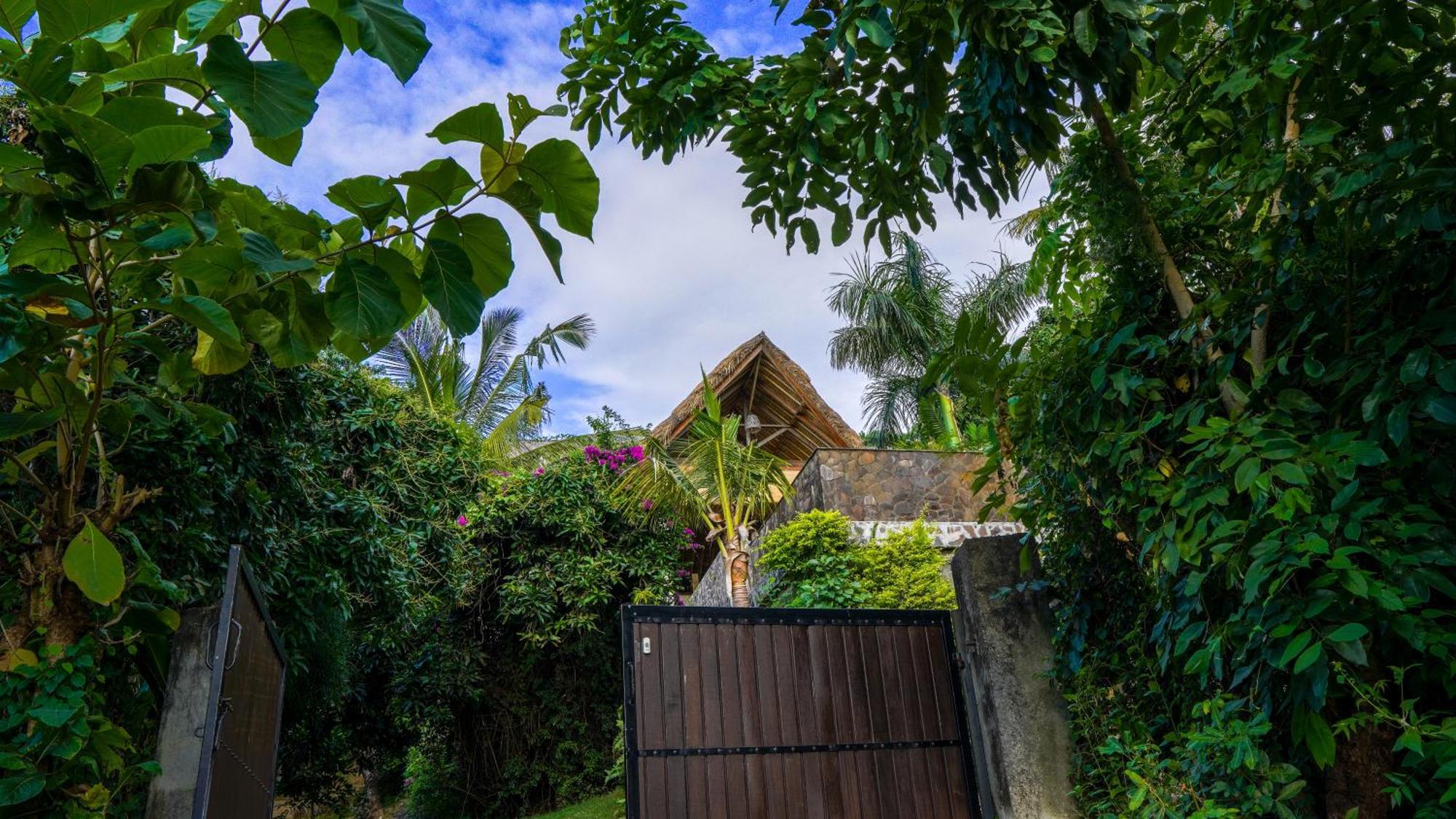 Sanglung Villas & Suites Kubutambahan  Номер фото